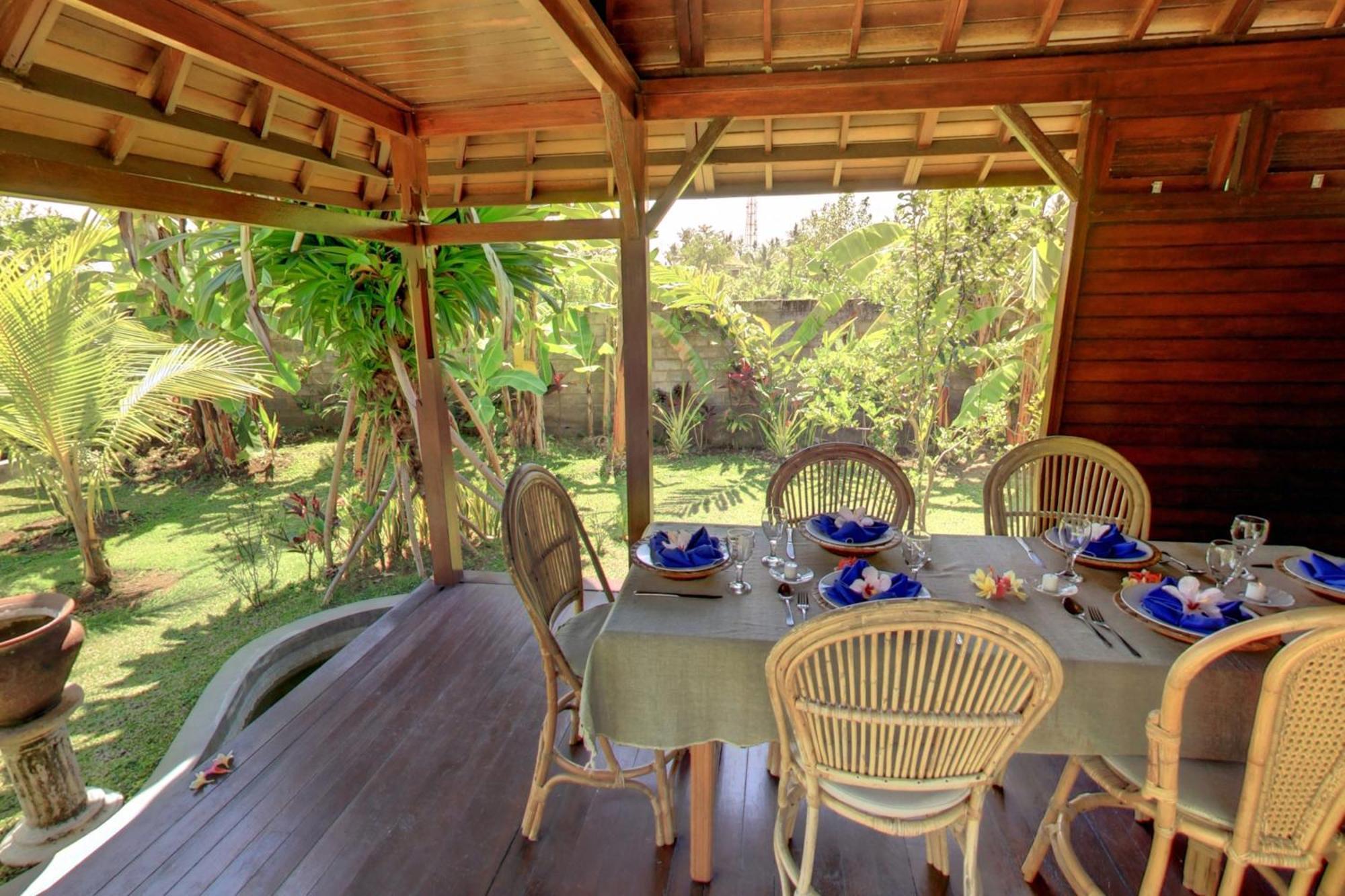 Sawah Lovina Hotel Exterior foto